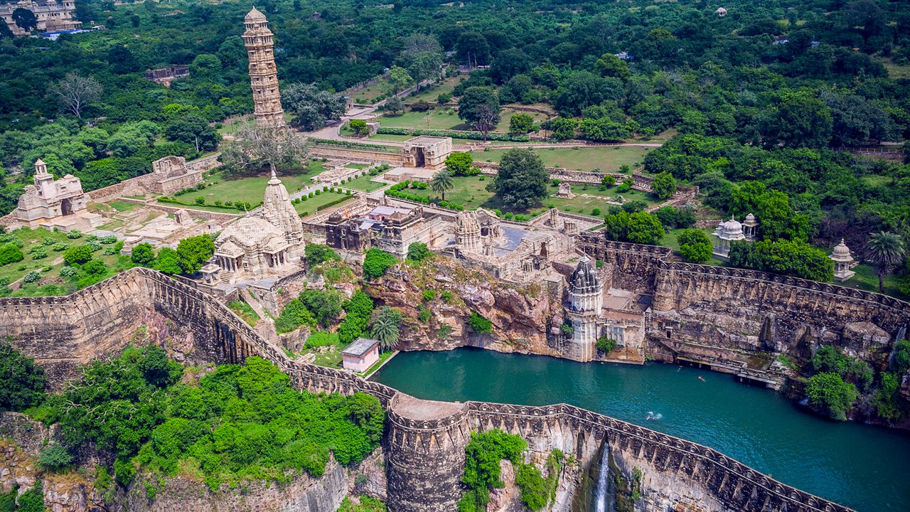 Palace on Wheels – Luxury Royal Train Journey